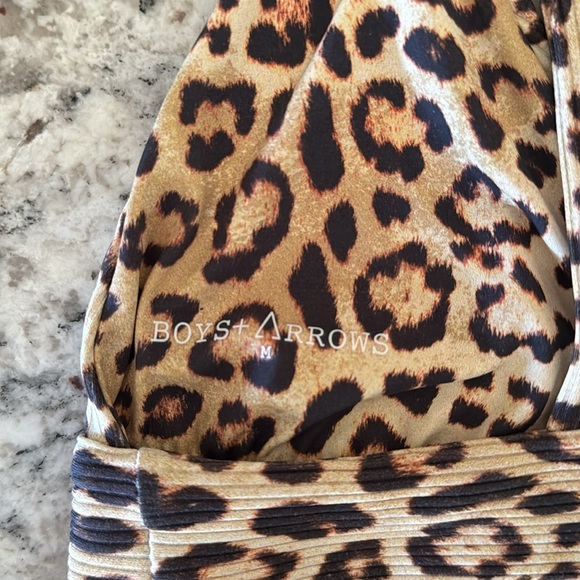 Feline Top - Picture 3 of 3